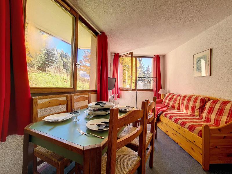 Holiday in mountain resort Studio cabin 4 people (514) - Résidence Boedette D - Les Menuires - Living room