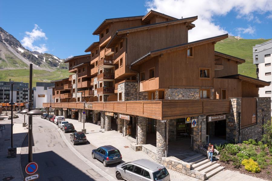 Vacances en montagne Résidence Boutique Le Névada - Tignes - Extérieur été