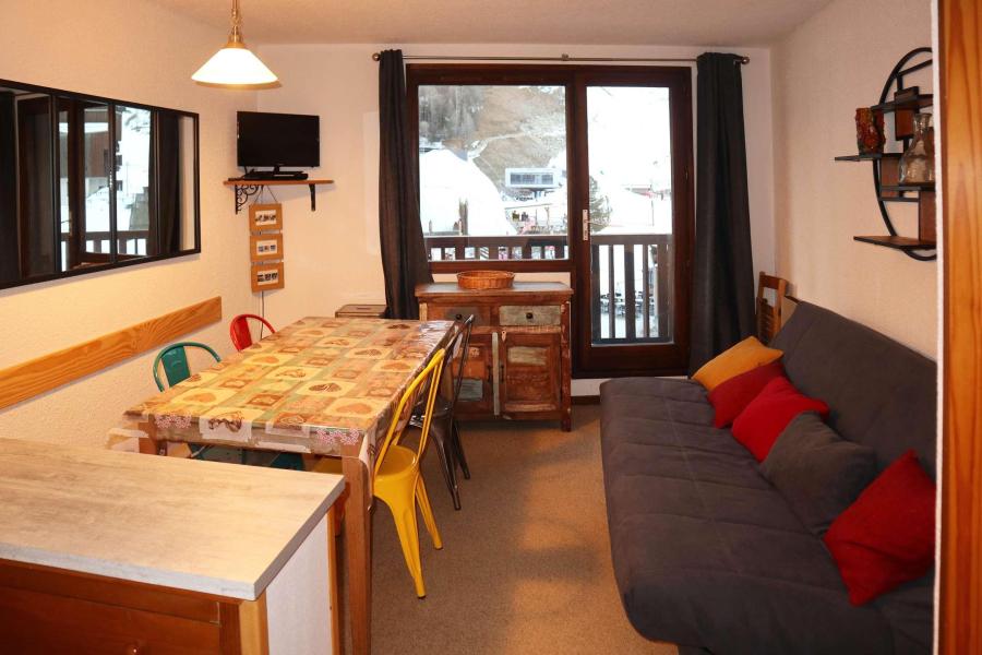 Holiday in mountain resort 2 room apartment sleeping corner 6 people (301) - Résidence Cairn - Les Orres