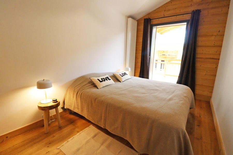 Holiday in mountain resort 2 room apartment sleeping corner 4 people - Résidence Cairn Harmony  - Les Gets - Bedroom