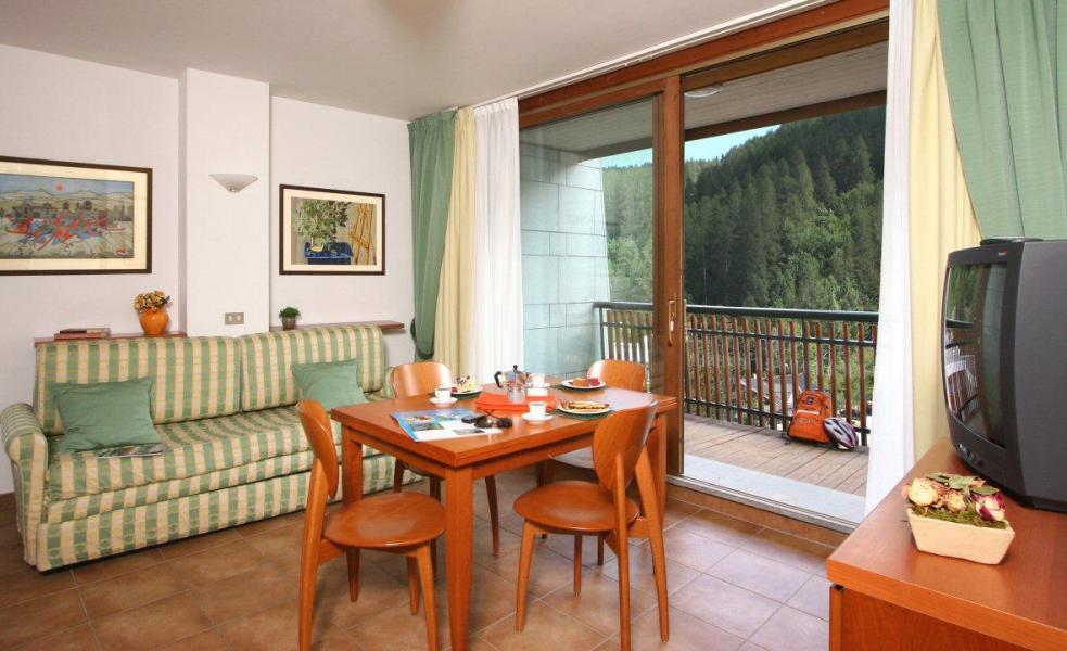 Holiday in mountain resort Résidence Campo Smith - Bardonecchia - Dining area