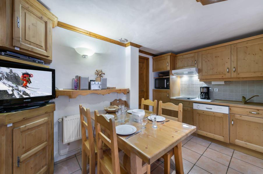 Vakantie in de bergen Appartement 2 kamers 4 personen (109) - Résidence Caribou - Courchevel - Woonkamer