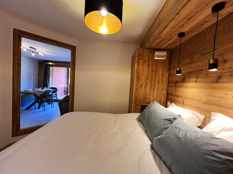 Holiday in mountain resort 2 room apartment cabin 4 people - Résidence Carmine Lodge - Les Gets - Bedroom