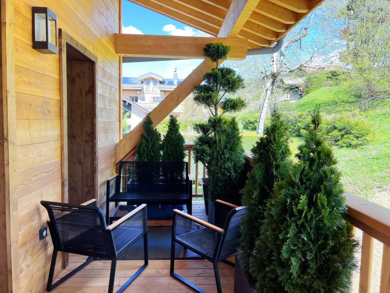 Holiday in mountain resort 3 room duplex apartment 6 people - Résidence Carmine Lodge - Les Gets - Terrace