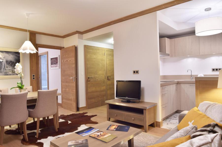 Vakantie in de bergen Appartement 2 kamers 4 personen (111) - Résidence Carré Blanc - Courchevel - Woonkamer