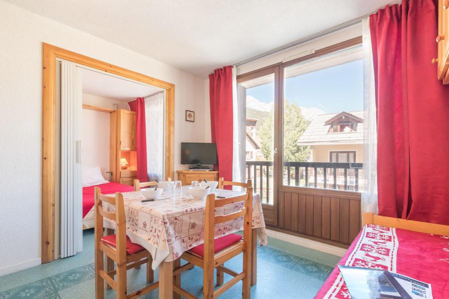 Urlaub in den Bergen 2-Zimmer-Appartment für 6 Personen (SMOQ10) - Résidence Central Station - Montgenèvre - Wohnzimmer