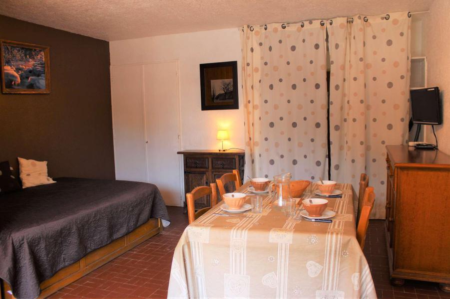 Vacances en montagne Studio coin montagne 4 personnes (011) - Résidence Centre Vars - Vars - Séjour