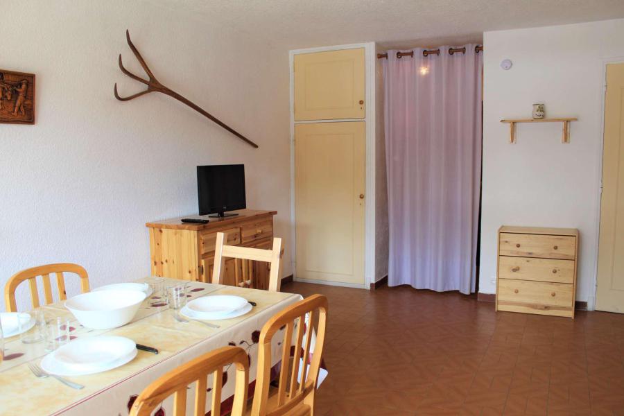 Vacanze in montagna Studio con alcova per 4 persone (005) - Résidence Centre Vars - Vars - Soggiorno