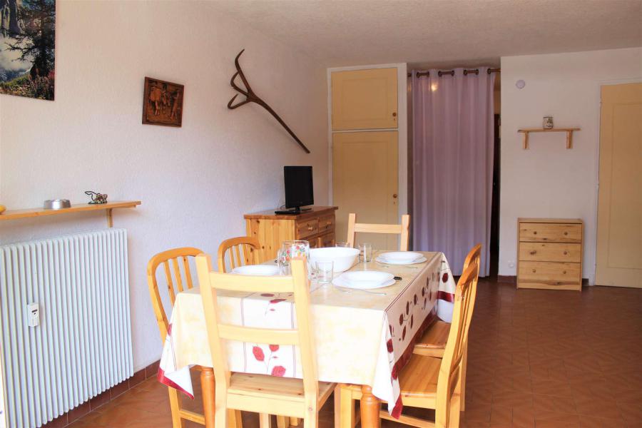 Urlaub in den Bergen Studio Schlafnische 4 Personen (005) - Résidence Centre Vars - Vars - Wohnzimmer