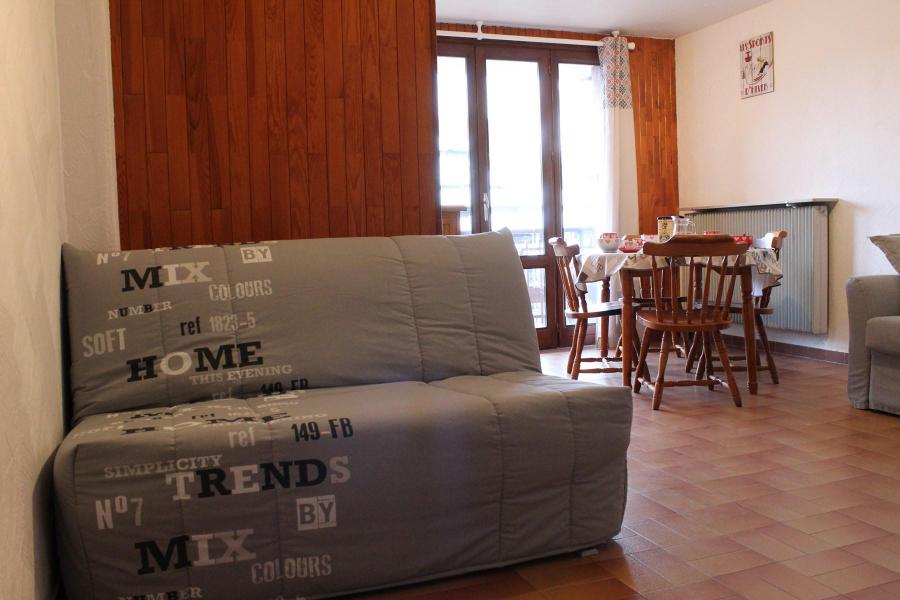 Holiday in mountain resort Studio sleeping corner 6 people (088) - Résidence Centre Vars - Vars - Accommodation