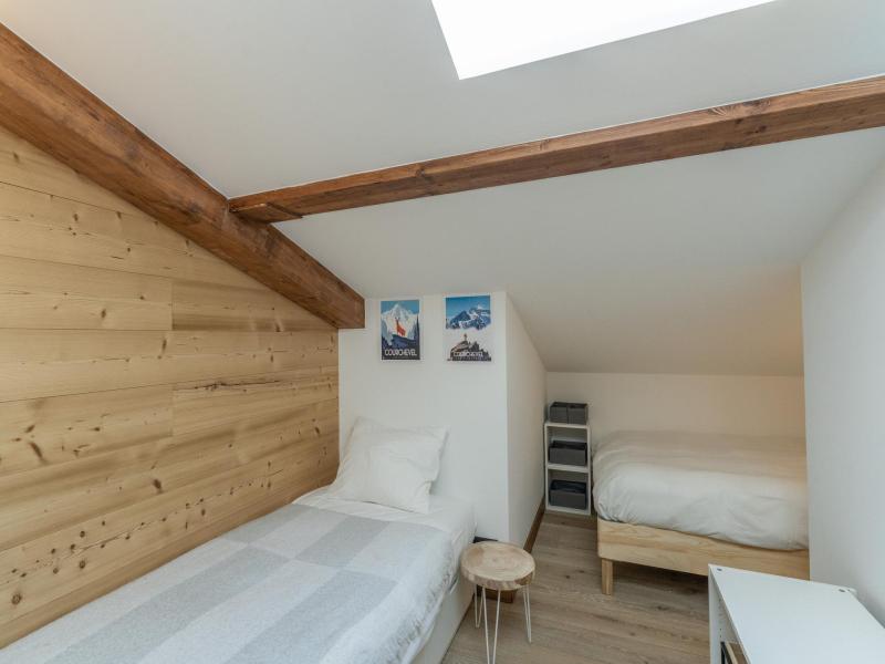 Holiday in mountain resort 4 room apartment 6 people (8) - Résidence Chalet de l'Ourse - Courchevel - Bedroom