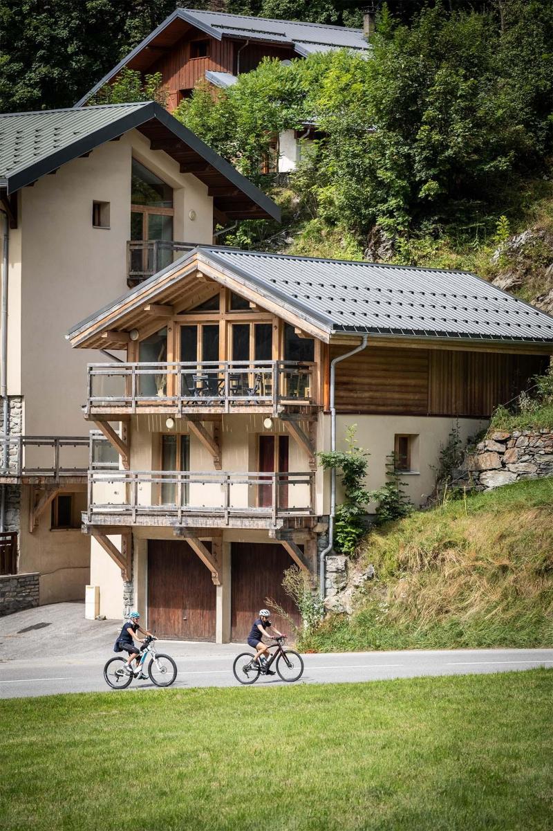 Vacances en montagne Résidence Chalet Les Amis - Peisey-Vallandry - Extérieur été