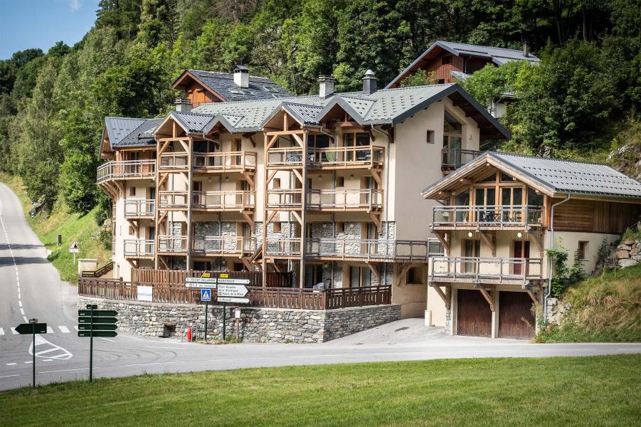 Vacances en montagne Résidence Chalet Les Amis - Peisey-Vallandry - Extérieur été