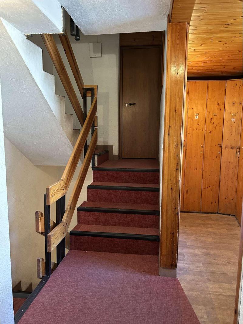 Holiday in mountain resort 2 room apartment 2 people (005) - Résidence Chalet Saint Roch - Montgenèvre - 