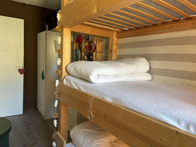 Vacaciones en montaña Apartamento 3 piezas para 6 personas (D451) - Résidence Chamoisière - Montgenèvre - Camas literas