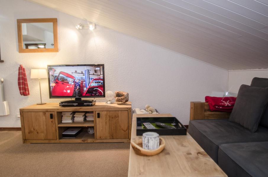 Holiday in mountain resort 2 room apartment 4 people (petra) - Résidence Champraz - Chamonix - Living room