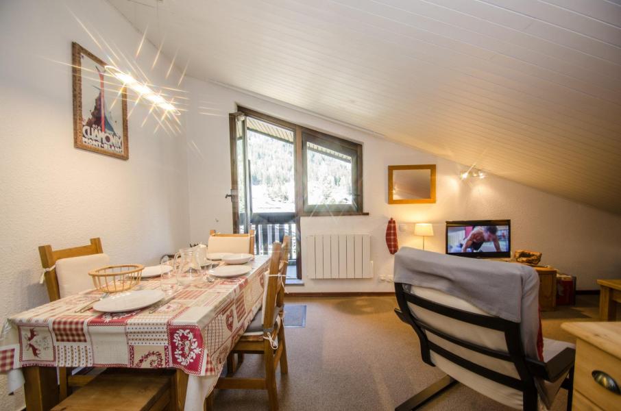 Holiday in mountain resort 2 room apartment 4 people (petra) - Résidence Champraz - Chamonix - Living room