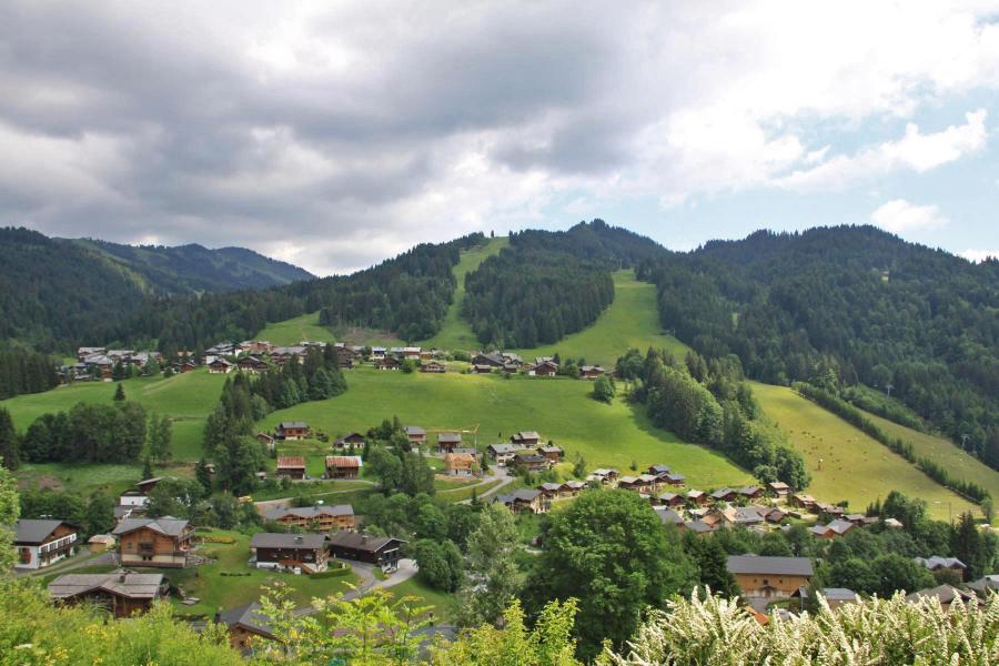 Vacanze in montagna Studio con alcova per 4 persone - Résidence Chantemerle - Les Gets - Esteriore estate