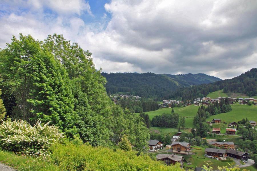 Vacanze in montagna Studio con alcova per 4 persone - Résidence Chantemerle - Les Gets - Esteriore estate