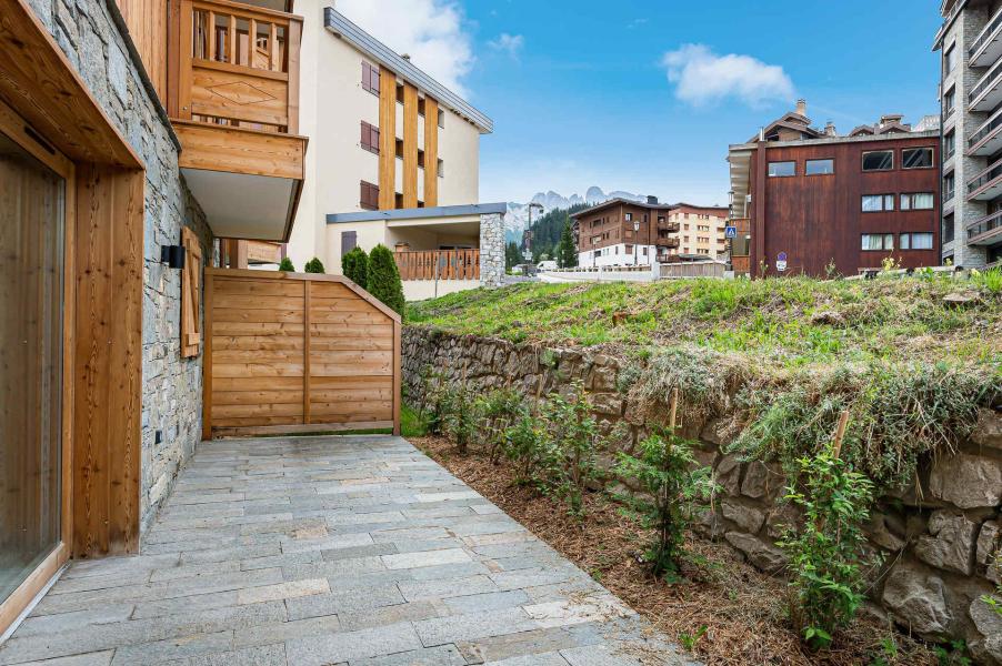 Vacaciones en montaña Apartamento 2 piezas para 4 personas (RC03) - Résidence Chantemerle - Courchevel - Terraza