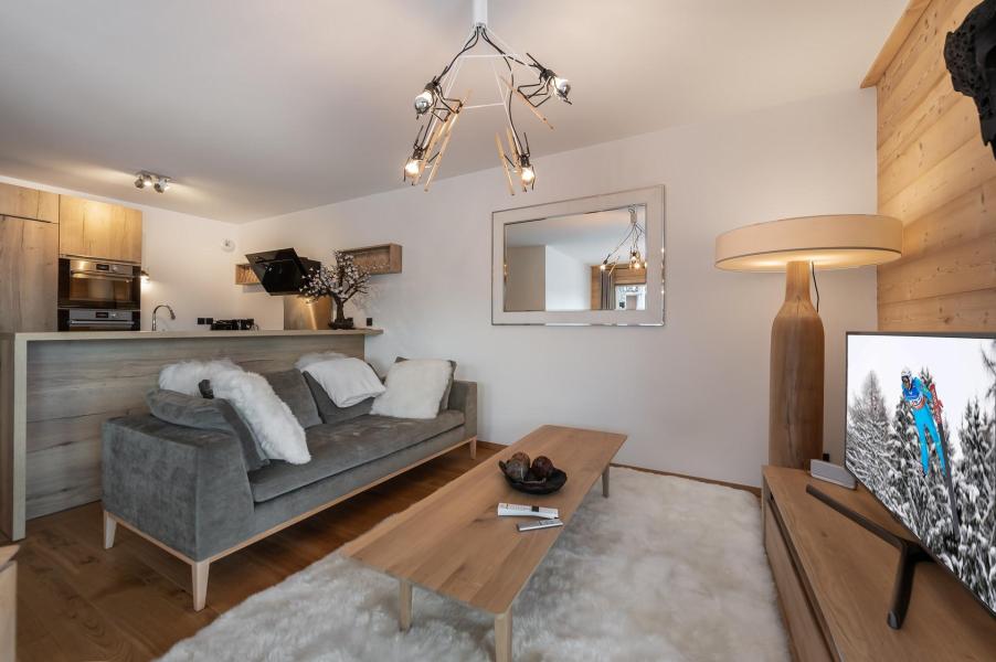 Vacaciones en montaña Apartamento 4 piezas para 8 personas (RJ03) - Résidence Chantemerle - Courchevel - Estancia