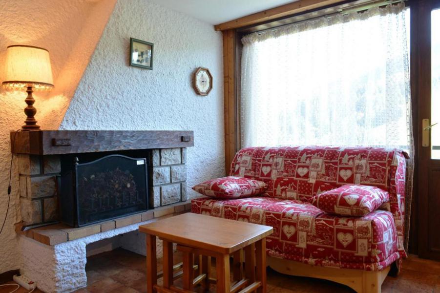 Vacaciones en montaña Apartamento 3 piezas mezzanine para 6 personas (2C) - Résidence Chanteneige - Le Grand Bornand - Estancia