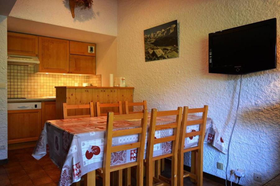 Vacaciones en montaña Apartamento 3 piezas mezzanine para 6 personas (2C) - Résidence Chanteneige - Le Grand Bornand - Estancia