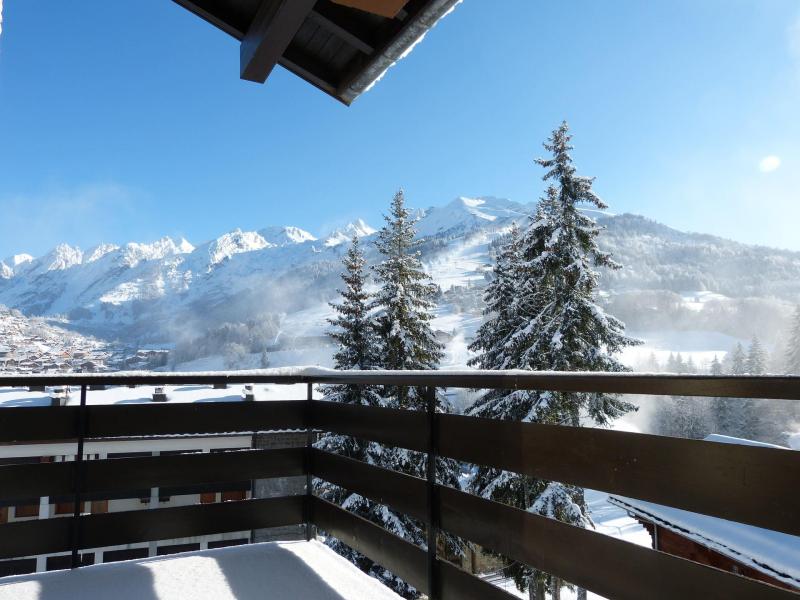 Urlaub in den Bergen Wohnung 3 Zimmer Schlafnische 6 Personen (610) - Résidence Chanteneige - La Clusaz - Balkon