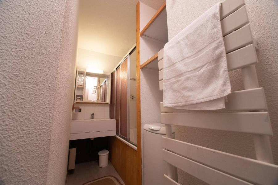 Holiday in mountain resort 3 room apartment 8 people (G138) - Résidence Cheval Blanc - Valmorel