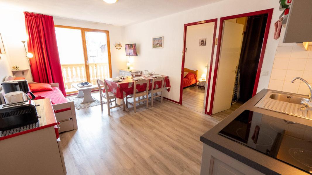 Urlaub in den Bergen 3-Zimmer-Holzhütte für 6 Personen (55) - Résidence Cheval Blanc - Valfréjus - Wohnzimmer