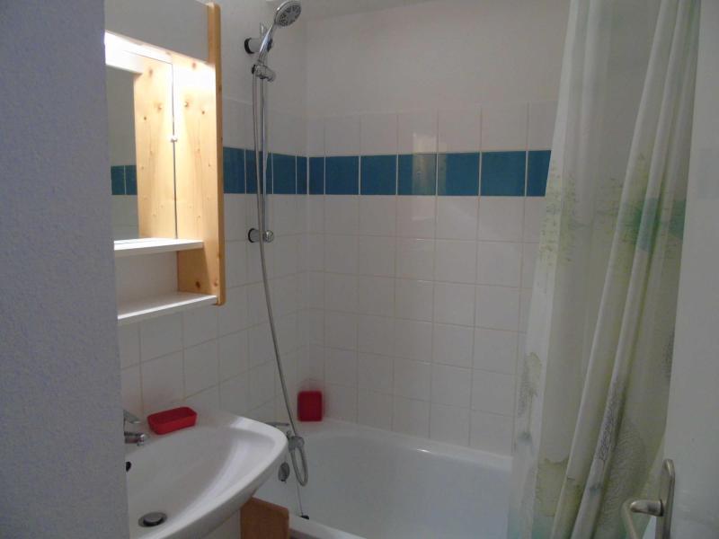 Vacaciones en montaña Apartamento 2 piezas para 4 personas (69) - Résidence Cheval Blanc - Valfréjus - Cuarto de baño