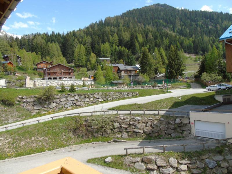 Vacanze in montagna Appartamento 4 stanze con mezzanino per 8 persone (74) - Résidence Cheval Blanc - Valfréjus - Balcone