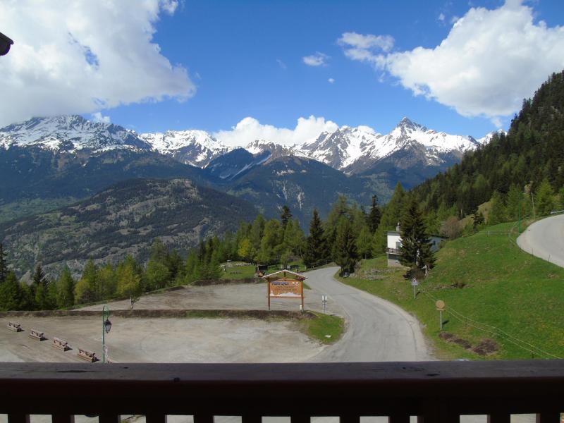 Vacaciones en montaña Résidence Cheval Blanc - Valfréjus - Balcón