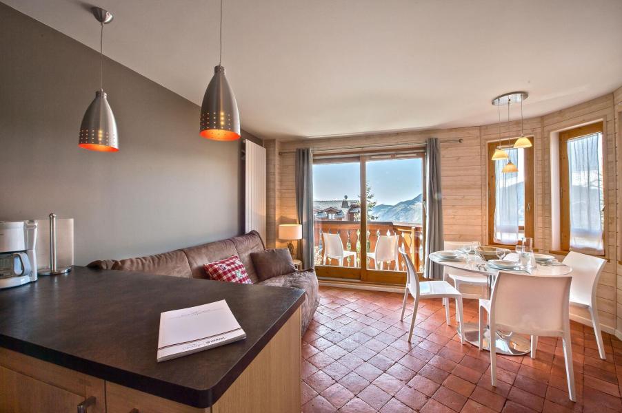 Holiday in mountain resort 2 room apartment 5 people (203) - Résidence Cimes Blanches - Courchevel - Living room