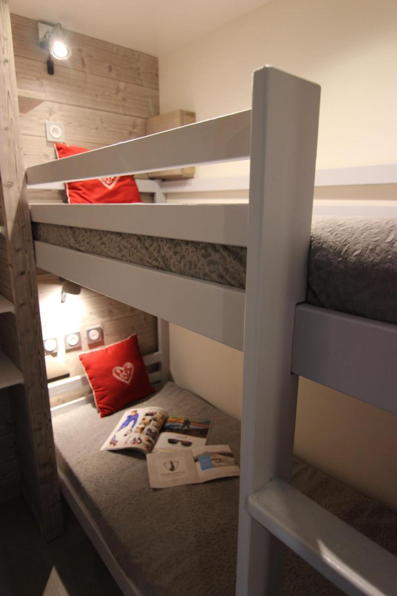 Holiday in mountain resort Studio 4 people (1102) - Résidence Cimes de Caron - Val Thorens - Bunk beds