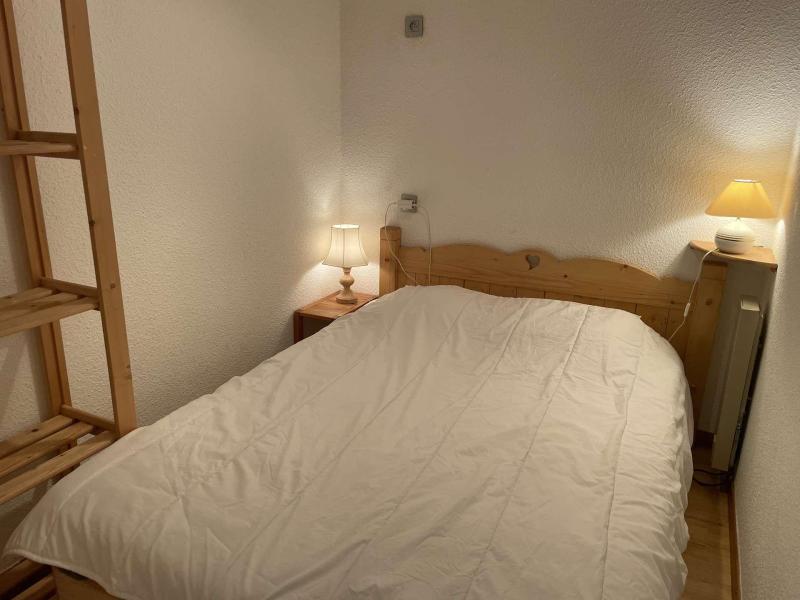 Vacaciones en montaña Apartamento 2 piezas mezzanine para 5 personas (B2L) - Résidence Clos des Meurets - Praz sur Arly - Habitación