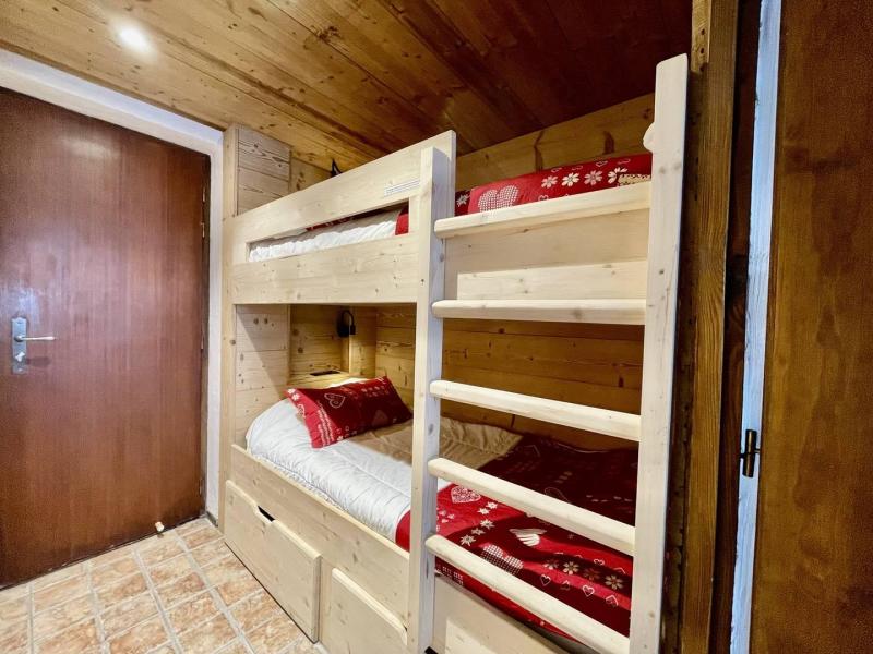 Holiday in mountain resort Studio sleeping corner 2 people (6) - Résidence Club Alpina - Champagny-en-Vanoise - Bunk beds