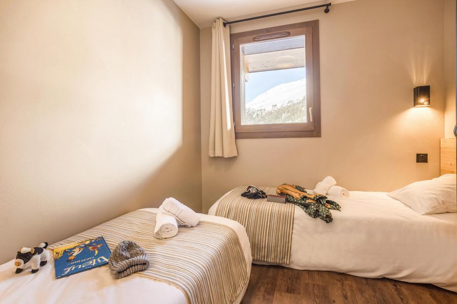Holiday in mountain resort Résidence Club MMV L'Altaviva - Tignes - Bedroom
