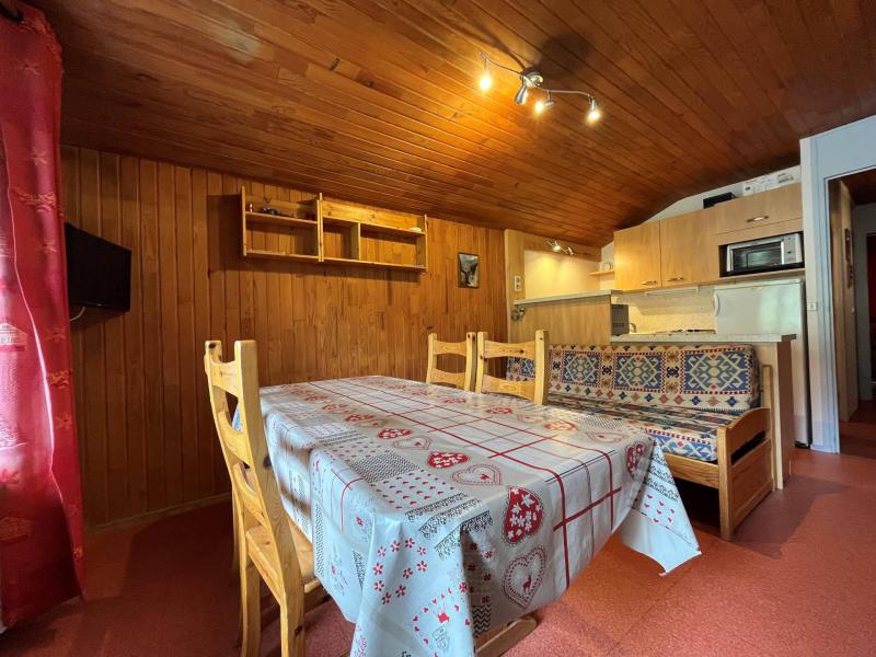 Urlaub in den Bergen 3-Zimmer-Appartment für 6 Personen (49) - Résidence Colombaz - Val Cenis - Wohnzimmer
