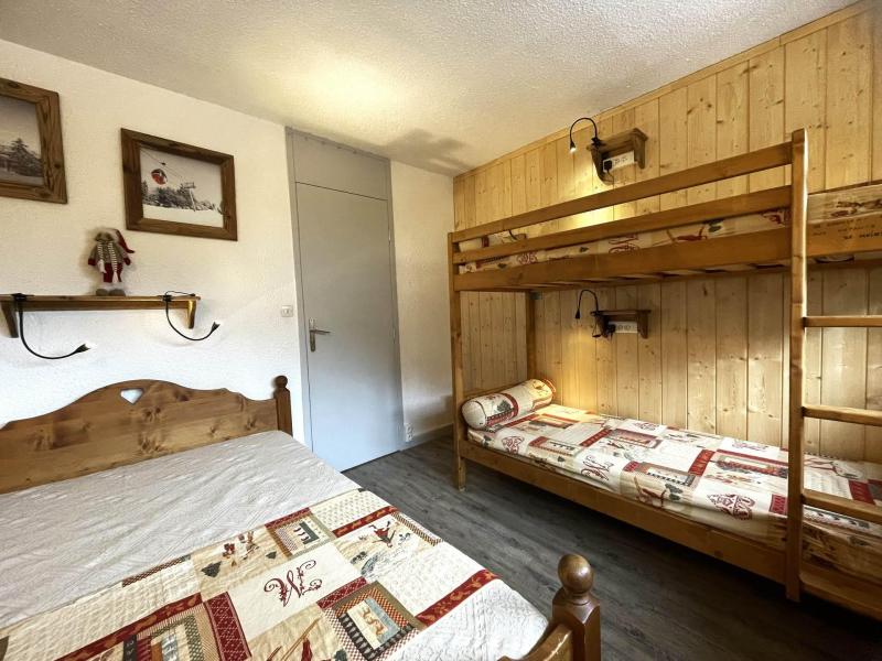 Holiday in mountain resort 2 room apartment 4 people (1211) - Résidence Combes - Les Menuires - Bedroom