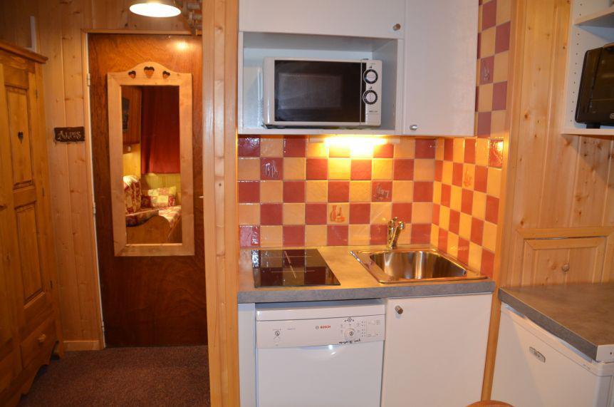 Vacances en montagne Studio 2 personnes (845) - Résidence Combes - Les Menuires - Kitchenette