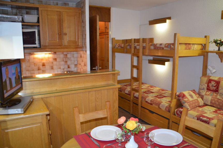 Holiday in mountain resort Studio 3 people (810) - Résidence Combes - Les Menuires - Accommodation