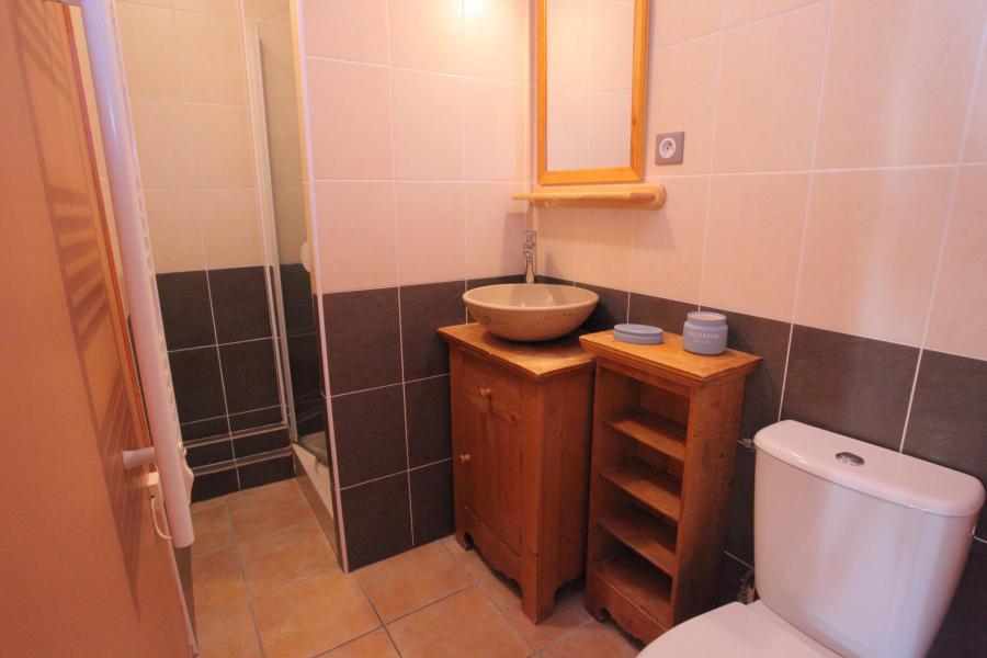 Vacanze in montagna Studio con alcova per 6 persone (A4/131) - Résidence Corbier - La Toussuire - Bagno con doccia