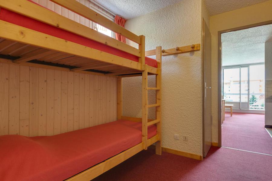 Holiday in mountain resort 2 room apartment sleeping corner 6 people - Résidence Côte Brune - Les 2 Alpes - Sleeping area