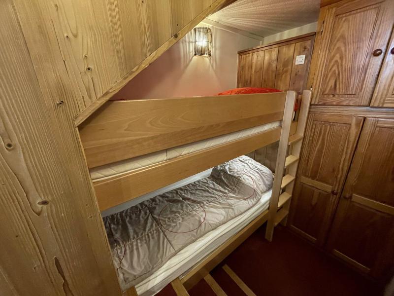 Urlaub in den Bergen Studio Duplex 1 Personnen (214) - Résidence Côte Brune - Les Menuires - Schlafzimmer