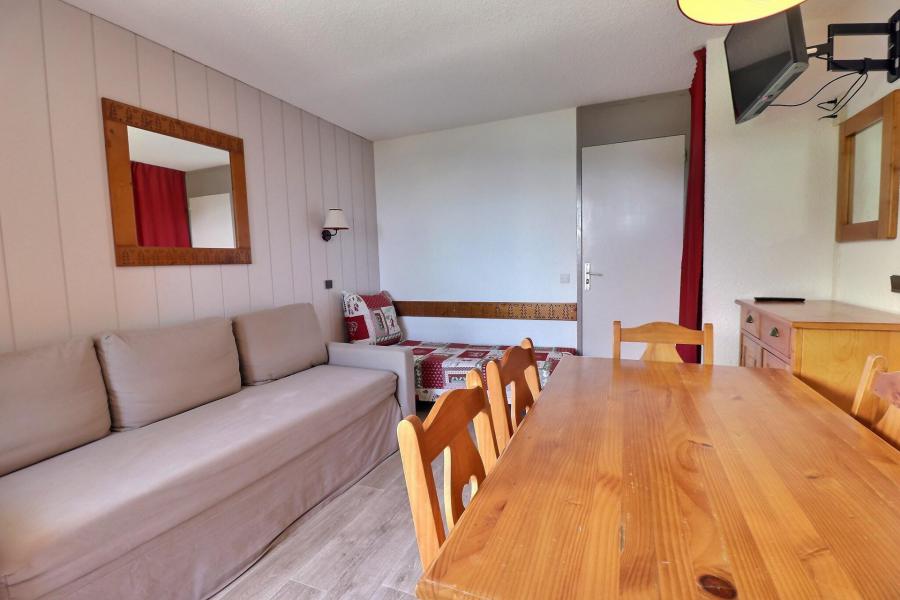 Vakantie in de bergen Appartement 2 kamers 4 personen (A44) - Résidence Creux de l'Ours Rouge - Méribel-Mottaret - Woonkamer