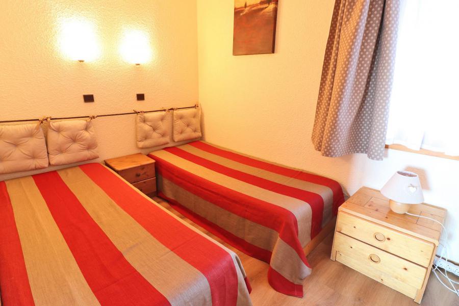 Vacances en montagne Appartement 2 pièces 4 personnes (23) - Résidence Creux de l'Ours Rouge - Méribel-Mottaret - Cabine