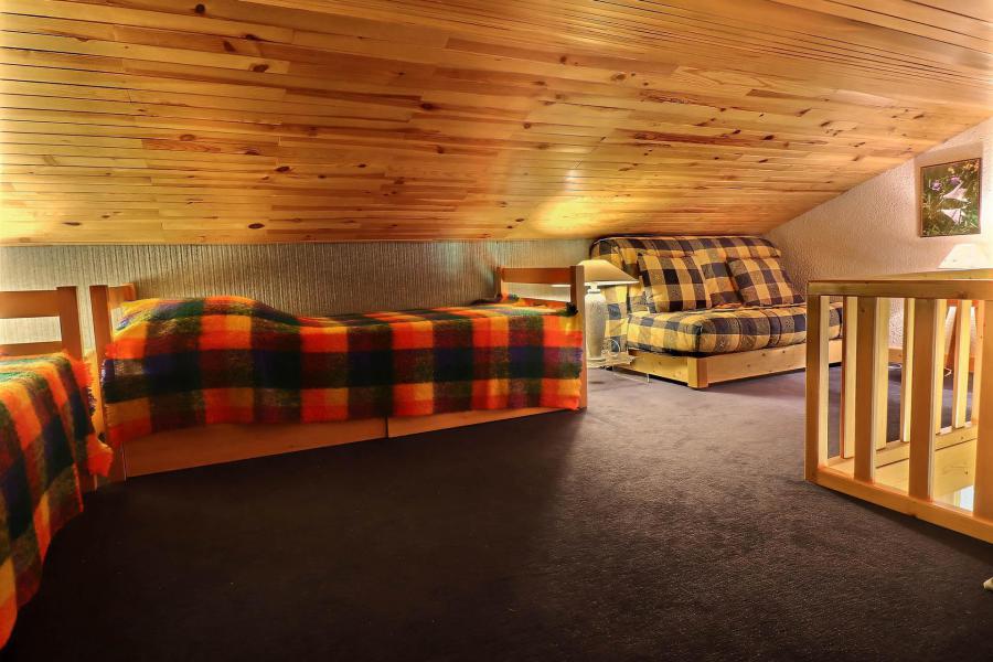 Vacanze in montagna Appartamento 2 stanze con mezzanino per 4 persone (161) - Résidence Creux de l'Ours Vert - Méribel-Mottaret