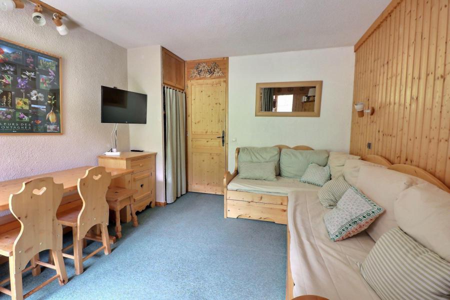 Vakantie in de bergen Appartement 2 kamers 4 personen (D113) - Résidence Creux de l'Ours Vert - Méribel-Mottaret - Woonkamer