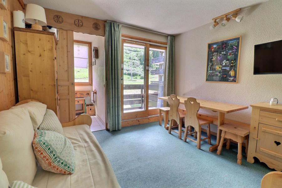 Vakantie in de bergen Appartement 2 kamers 4 personen (D113) - Résidence Creux de l'Ours Vert - Méribel-Mottaret - Woonkamer